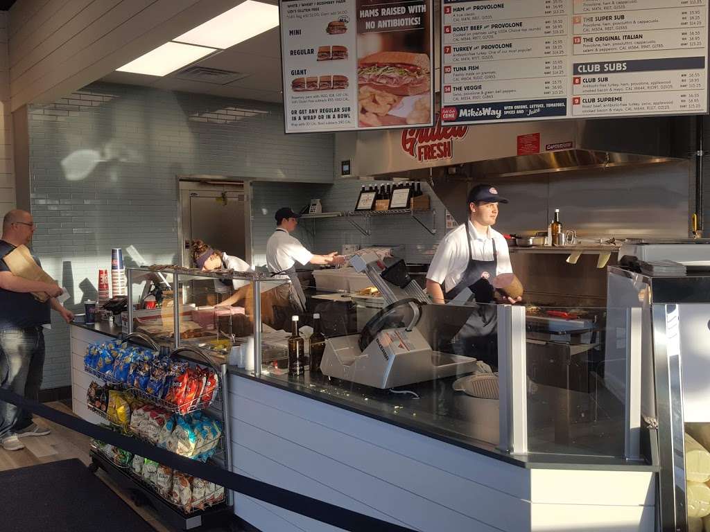 Jersey Mikes Subs | 300 Godwin Ave, Wyckoff, NJ 07481, USA | Phone: (201) 904-2550