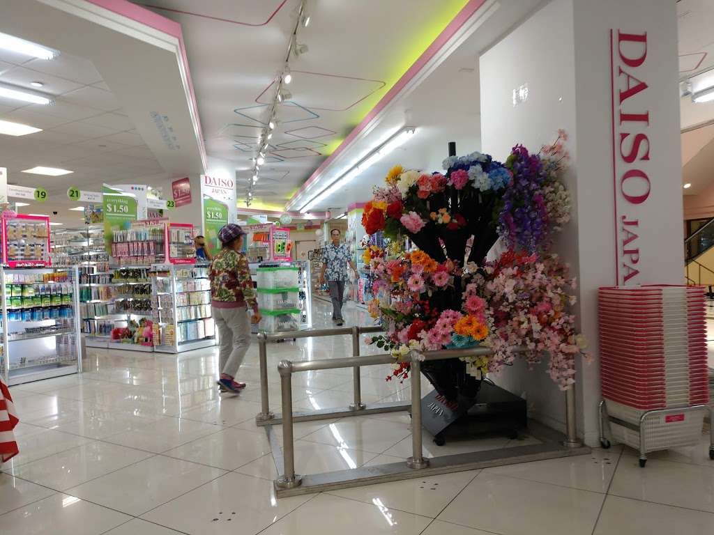 Daiso Japan | 140 W Valley Blvd #180-B, San Gabriel, CA 91776, USA | Phone: (626) 312-9572