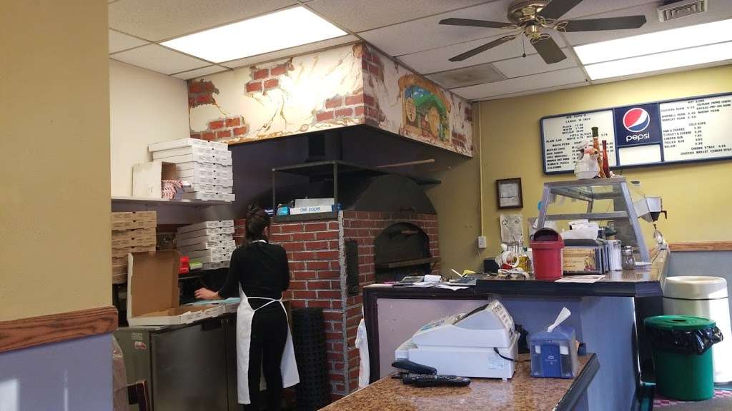 Big PaPas Brick Oven Pizza | 2497 PA-611, Scotrun, PA 18355, USA | Phone: (570) 688-9000