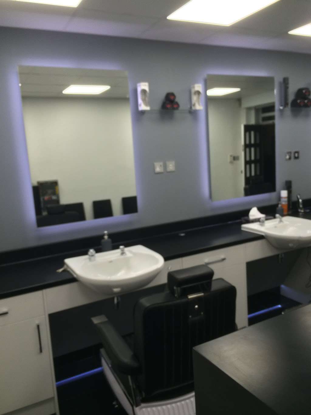 Chislehurst Barbers | 113 High St, Chislehurst BR7 5AG, UK | Phone: 020 8295 5511