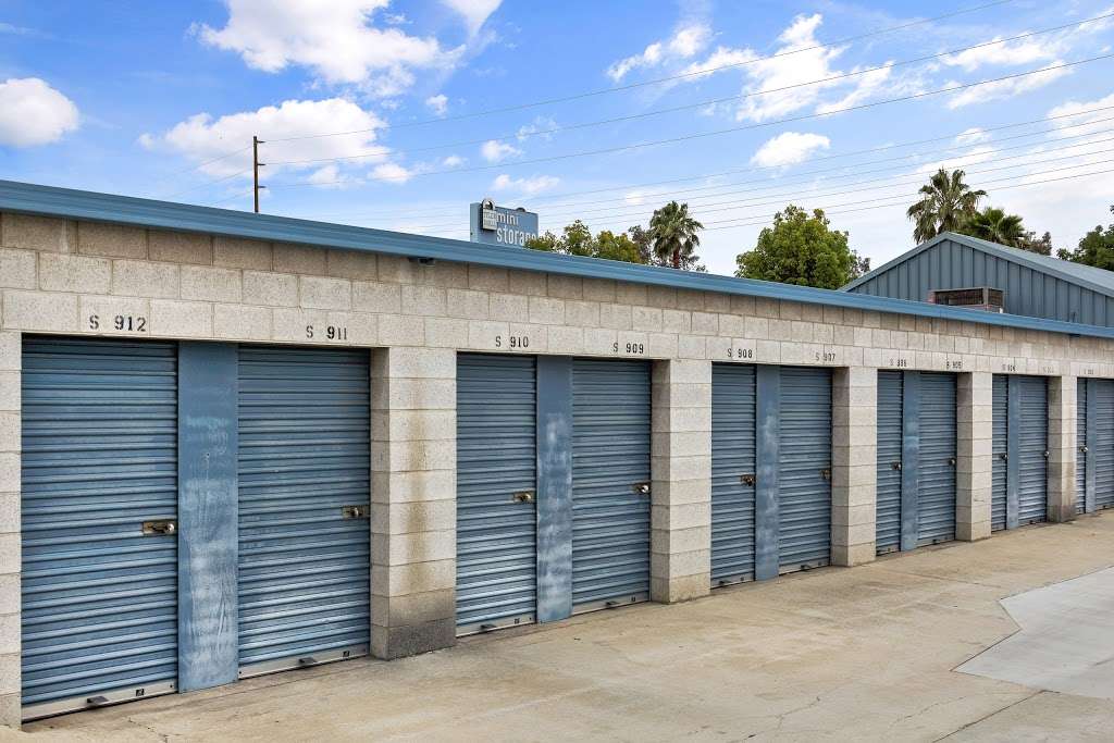 Tyler Mall Mini Storage | 10090 Indiana Ave, Riverside, CA 92503 | Phone: (909) 498-4370