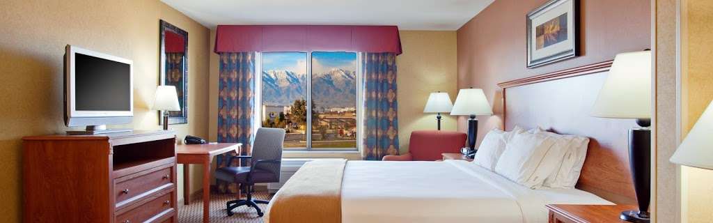 Holiday Inn Express & Suites Ontario Airport | 2280 S Haven Ave, Ontario, CA 91761, USA | Phone: (909) 930-5555
