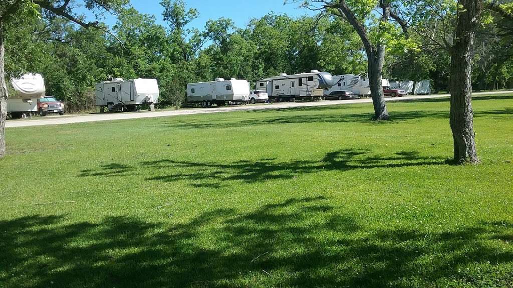 Sweeny/Old Ocean RV Park | 9339 FM524, Sweeny, TX 77480, USA | Phone: (979) 482-4008