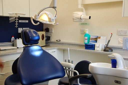 Morden Park Dental Practice | 49 Epsom Rd, Morden SM4 5PR, UK | Phone: 020 8648 2138