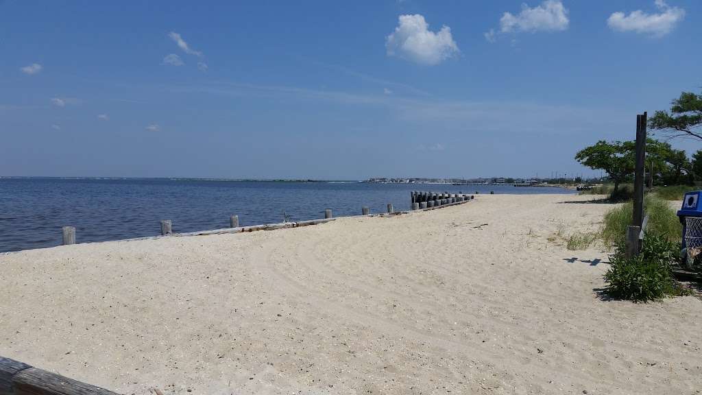 Brooklyn Avenue Bay Beach & Boat Ramp | Bay Boulevard, Lavallette, NJ 08735 | Phone: (732) 793-2111