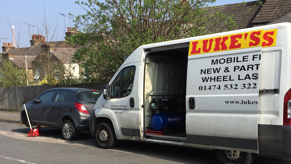 Lukes Tyres | 2 Spencer St, Gravesend DA11 0PT, UK | Phone: 01474 532322