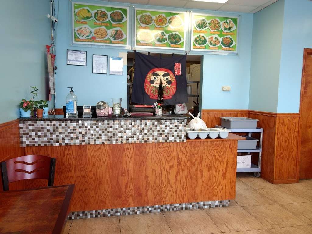 Chinatown Express | 10201 N Oak Trafficway #600, Kansas City, MO 64155 | Phone: (816) 734-9575