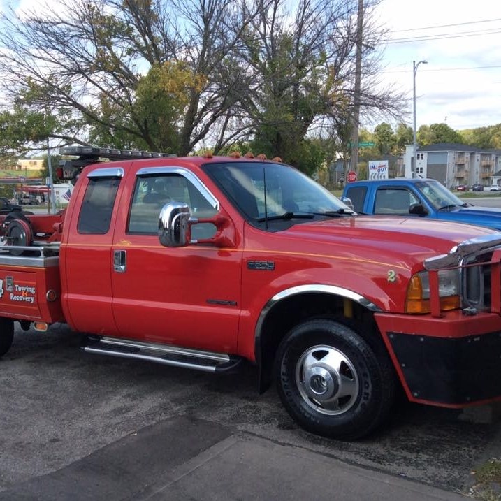 In & Out Hand Carwash and Auto Detailing | 5815 Sorensen Pkwy, Omaha, NE 68152, USA | Phone: (402) 571-3175