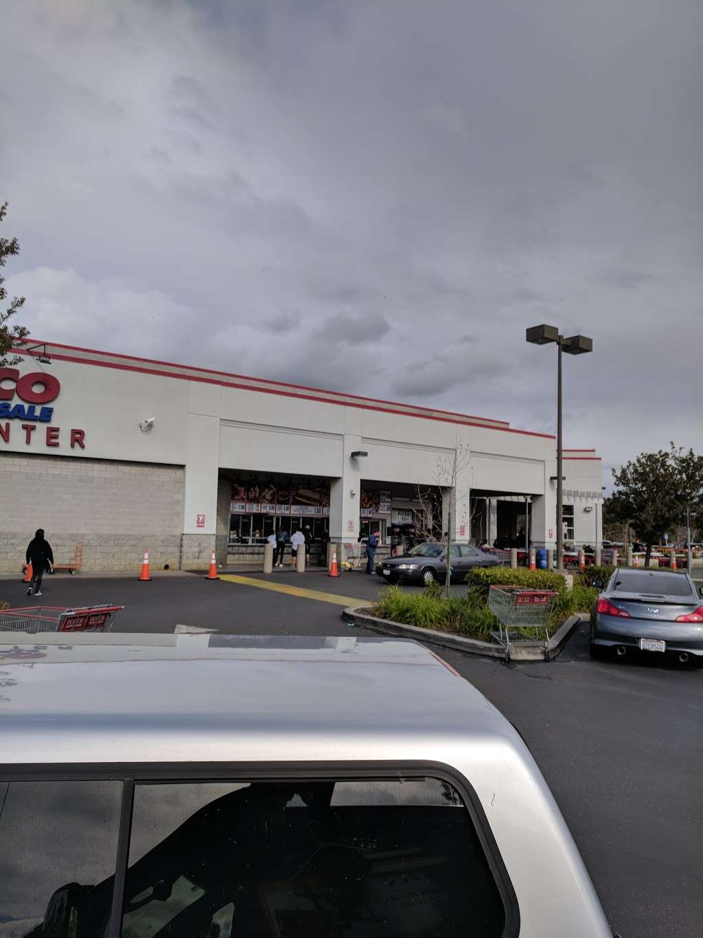 Costco Gasoline | 2660 Park Center Dr, Simi Valley, CA 93065, USA | Phone: (805) 578-3301