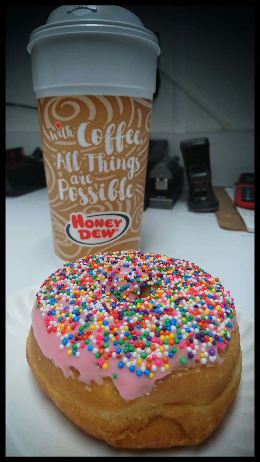 Honey Dew Donuts | 140 S Main St, Milford, MA 01757, USA | Phone: (508) 422-9868