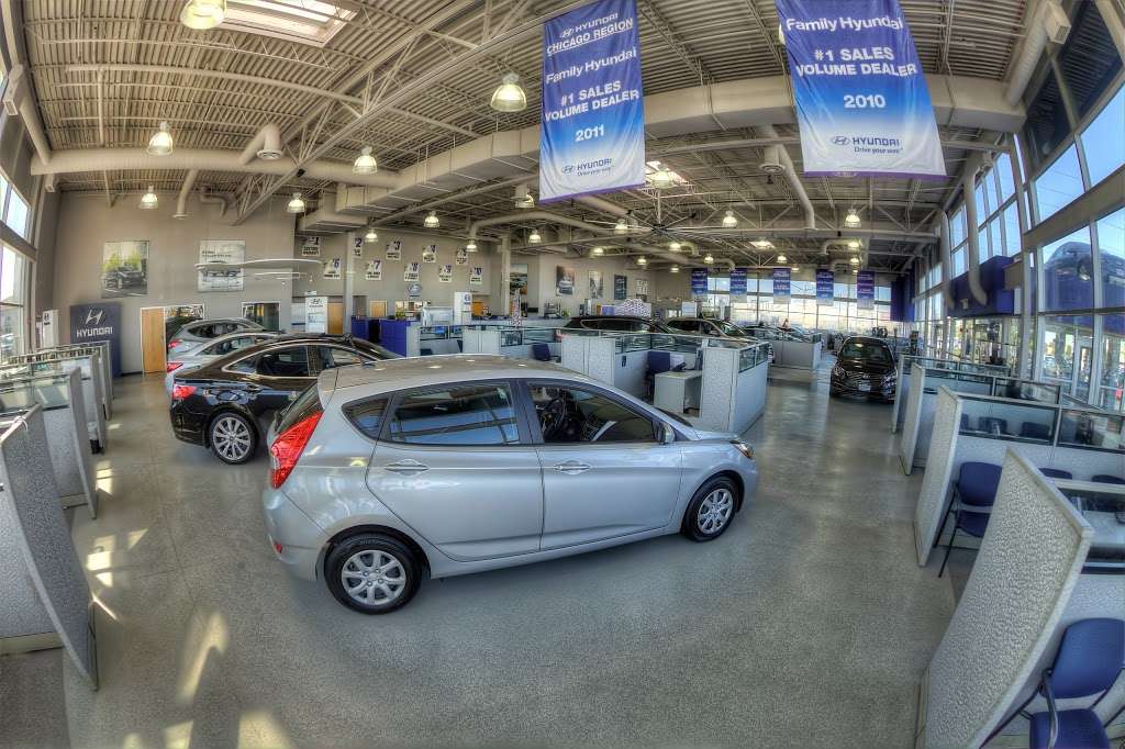 Family Hyundai | 8101 W 159th St, Tinley Park, IL 60477 | Phone: (708) 444-7100