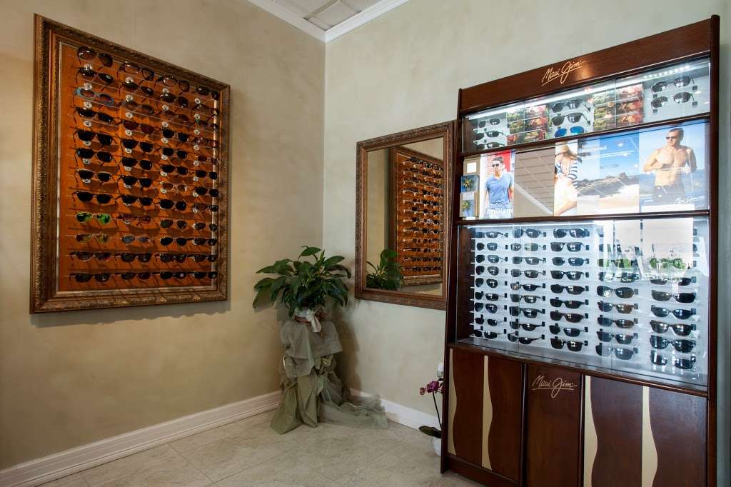 eyechic | 55 U.S. 9 #335, Manalapan Township, NJ 07726, USA | Phone: (732) 683-9100