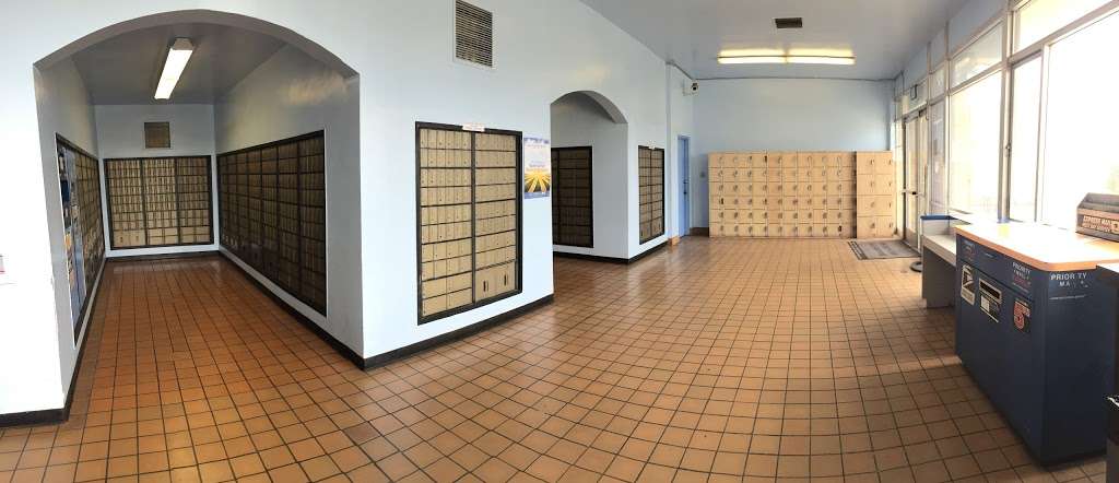 United States Postal Service | 1455 W Redondo Beach Blvd, Gardena, CA 90247, USA | Phone: (800) 275-8777