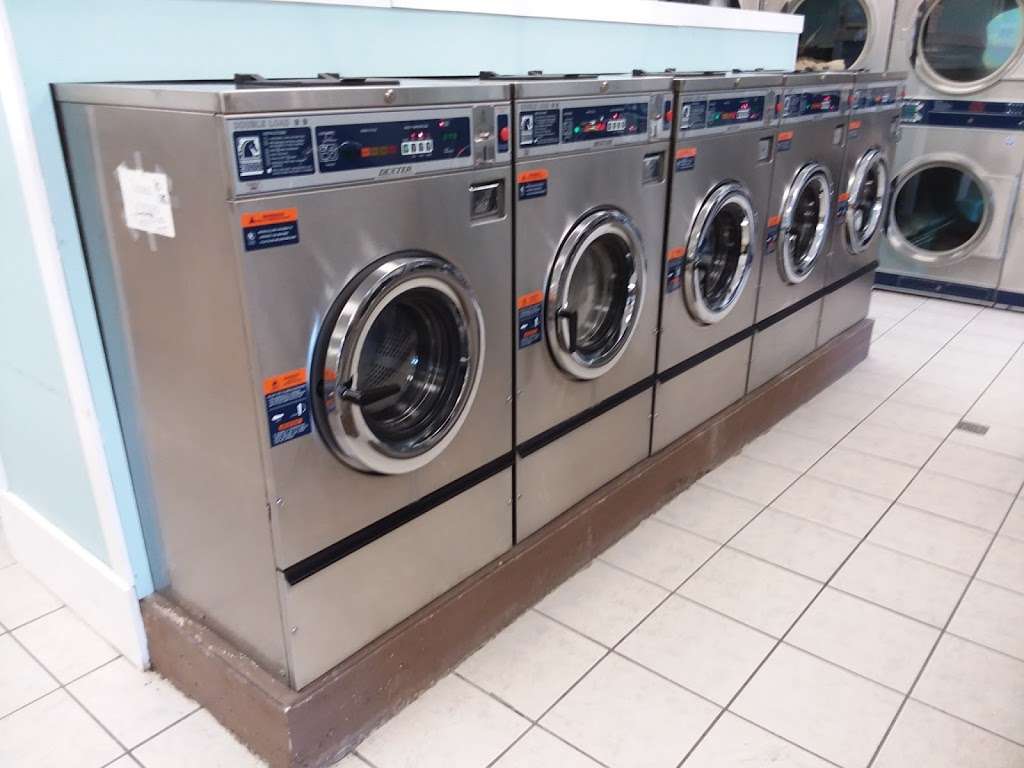 Eazy Wash & Dry Laundry | 328 W Washington Ave, Washington, NJ 07882 | Phone: (908) 223-7630