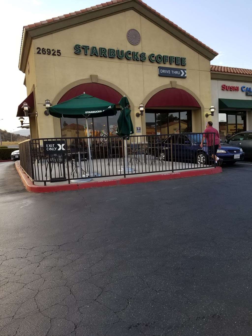 Starbucks | 26925 Sierra Hwy, Santa Clarita, CA 91321, USA | Phone: (661) 251-0167