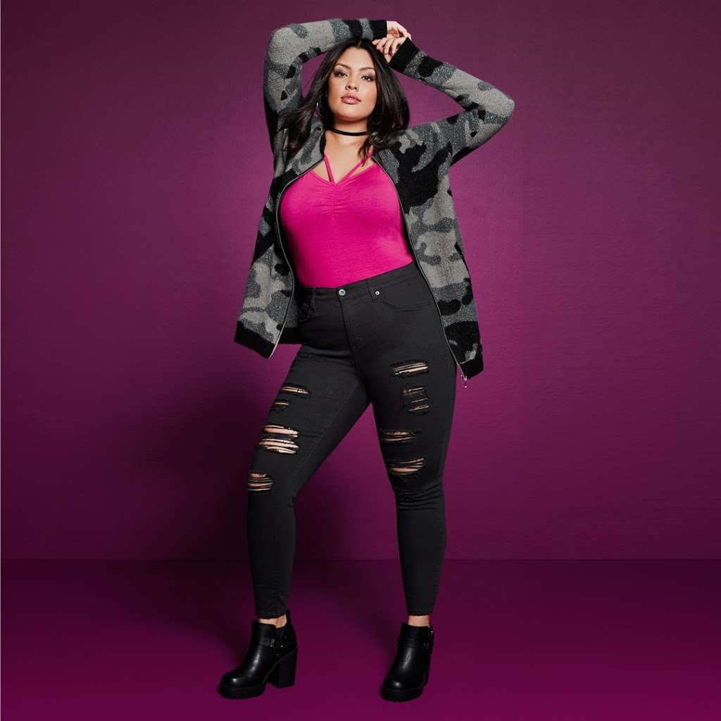 Torrid | 400 Commons Way, Spc 3395, Bridgewater, NJ 08807, USA | Phone: (908) 725-1710