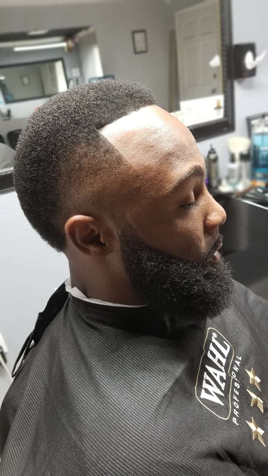 Next Phase Barbershop LLC | 855 N Park Ave #3, Apopka, FL 32712 | Phone: (407) 703-8231