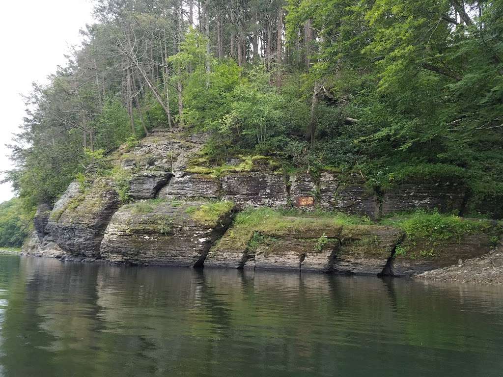 Zane Grey Public Access Boat Launch, Delaware River | 135 Scenic Dr, Lackawaxen, PA 18435, USA | Phone: (570) 685-4871