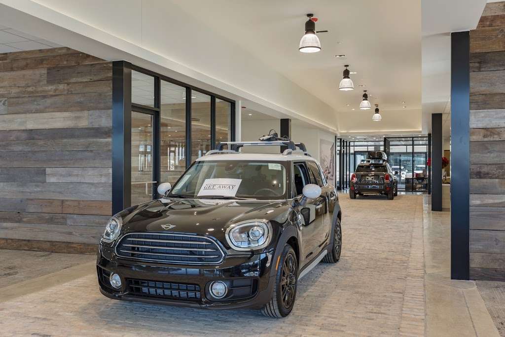 MINI of San Antonio | 15507 W IH 10, San Antonio, TX 78249, USA | Phone: (866) 982-6133