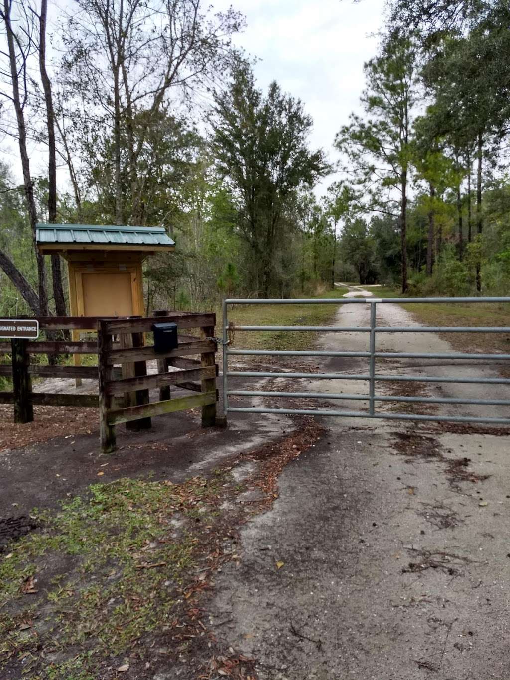 Huckleberry Island Trailhead | 2401-2455 Cypress Pkwy, Kissimmee, FL 34759