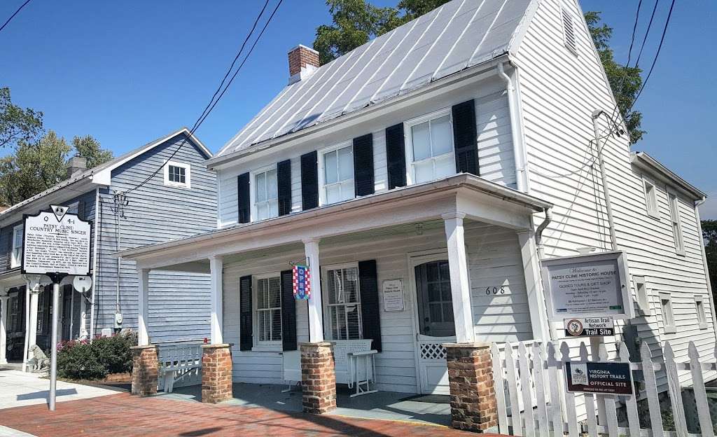 Patsy Cline Historic House | 608 S Kent St, Winchester, VA 22601, USA | Phone: (540) 662-5555