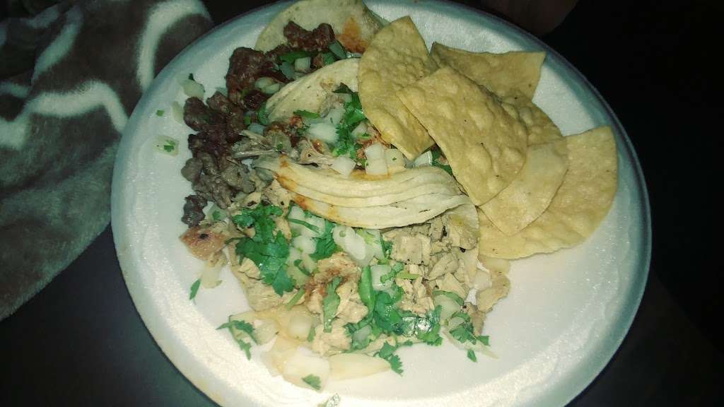 Natalys Tacos | 1945 E Riverside Dr # 5, Ontario, CA 91761 | Phone: (909) 947-5901