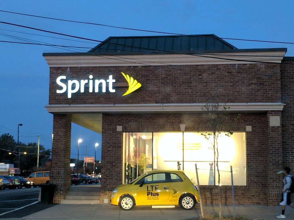 Sprint Store | 2375 Richmond Ave, Staten Island, NY 10314, USA | Phone: (718) 494-5900