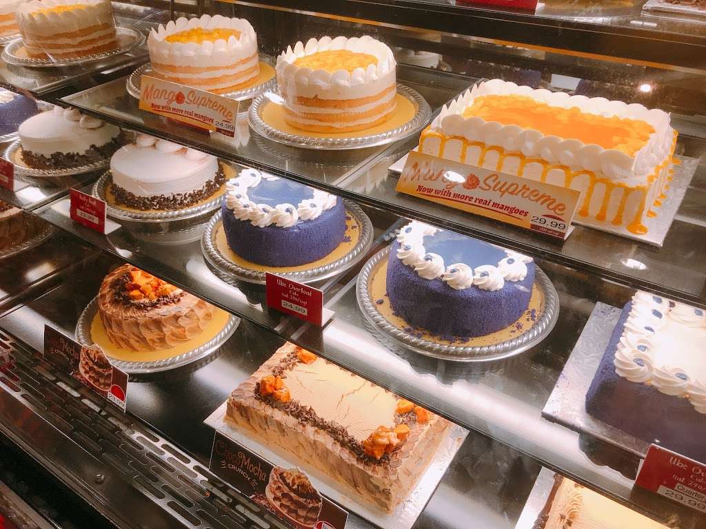 Red Ribbon Bakeshop | Great Mall, 447 Great Mall Dr, Milpitas, CA 95035, USA | Phone: (408) 941-1061