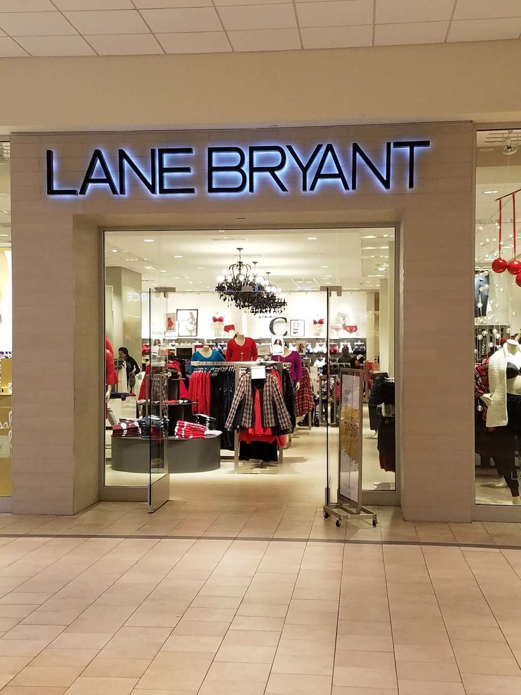 Lane Bryant | 112 Eisenhower Pkwy, Livingston, NJ 07039 | Phone: (973) 436-4534