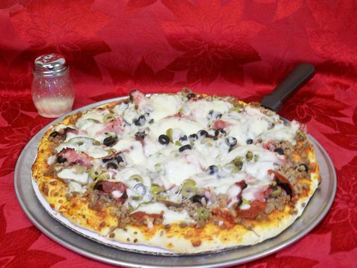 J & Js Pizza Shack of Hobart | 1601 W Old Ridge Rd, Hobart, IN 46342, USA | Phone: (219) 942-1616