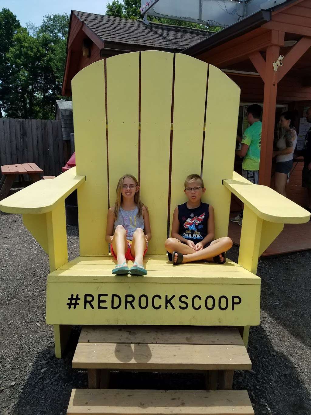 Red Rock Scoop | 127 PA-118, Benton, PA 17814, USA | Phone: (570) 925-0129