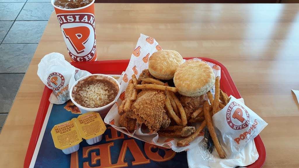 Popeyes Louisiana Kitchen | 1031 S, S Interstate 45 Service Rd, Hutchins, TX 75141, USA | Phone: (469) 620-0110