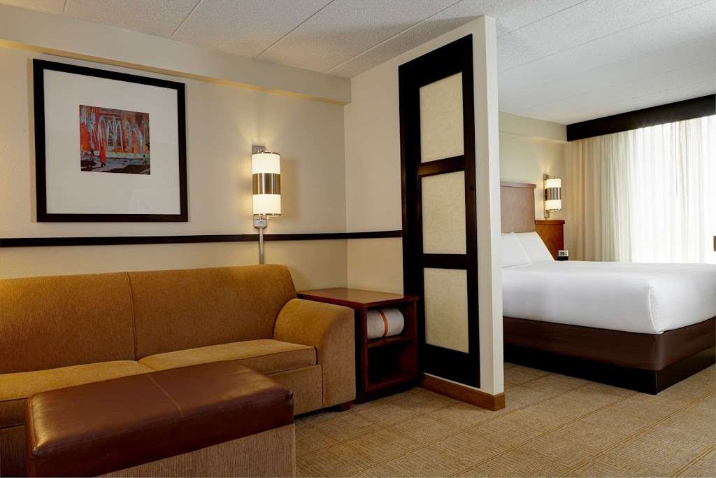 Hyatt Place Riverside /Downtown | 3500 Market Street, Riverside, CA 92501 | Phone: (951) 321-3500