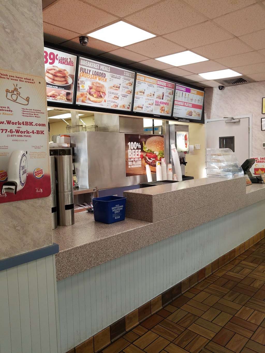 Burger King | 294 Winthrop St, Taunton, MA 02780, USA | Phone: (508) 822-8013