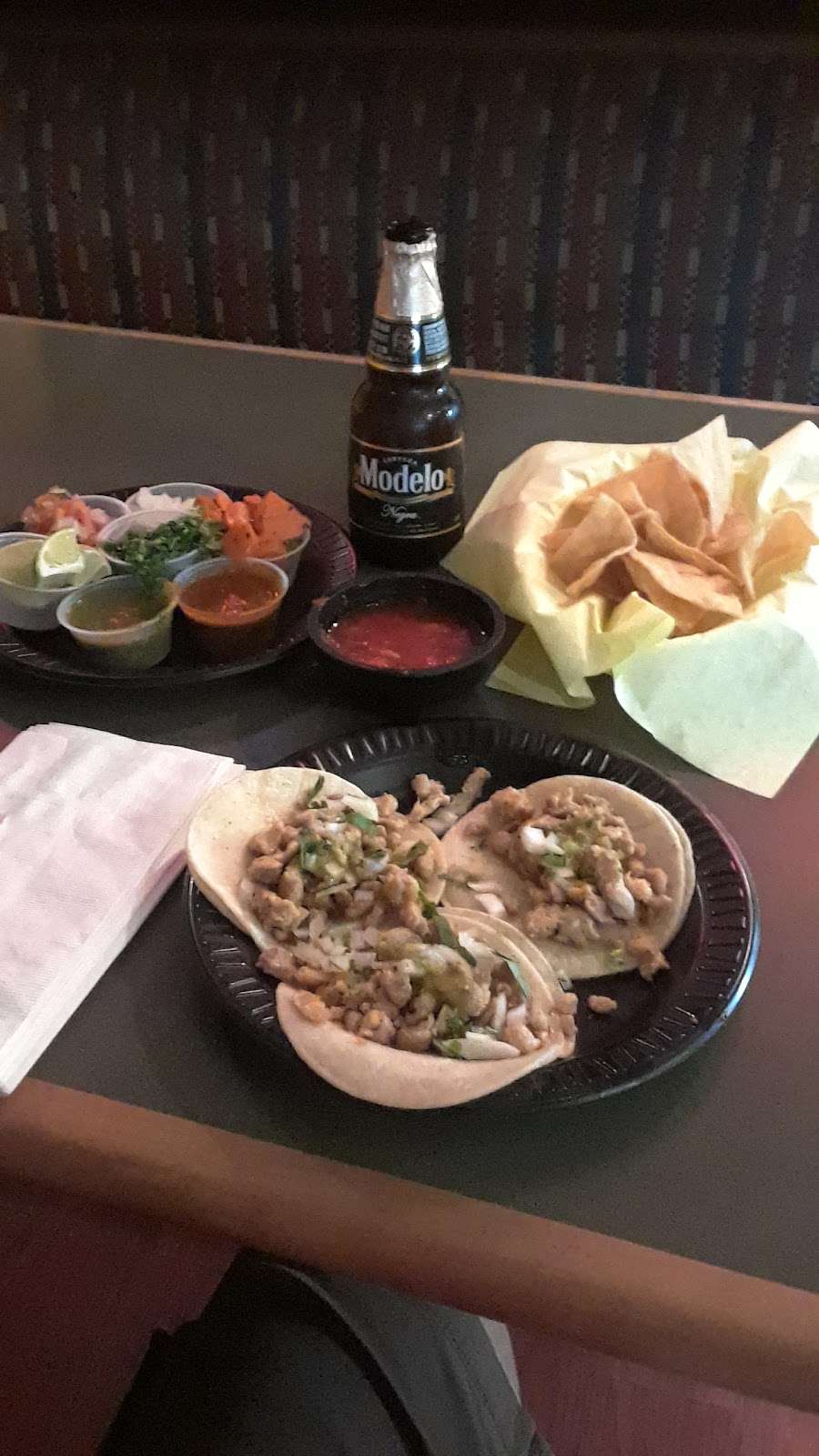 Fiesta Martin Tacos | 1314 N La Brea Ave, Inglewood, CA 90302, USA | Phone: (310) 672-1314