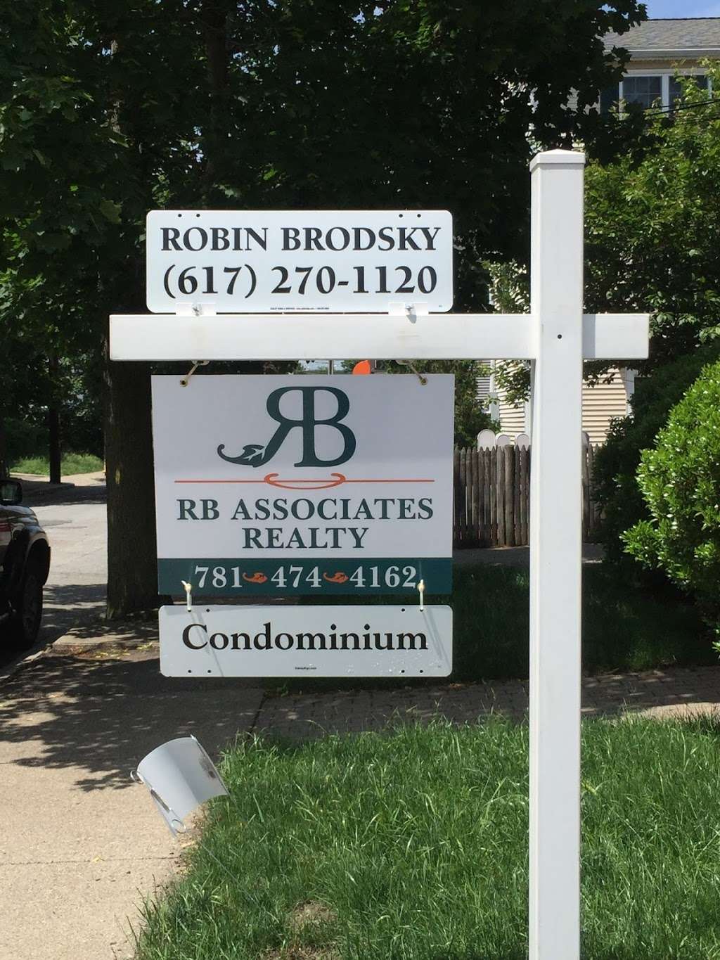 RB Associates Realty | Highland Avenue, Needham, MA 02494, USA | Phone: (781) 474-4162