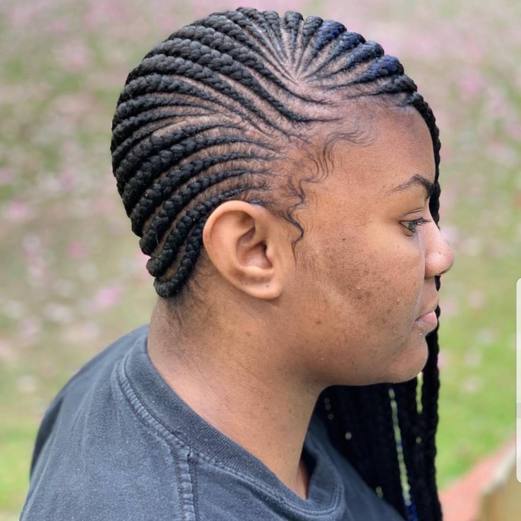 Aminata African hair braiding | 2670 Montana Ave, Cincinnati, OH 45211, USA | Phone: (513) 908-0524