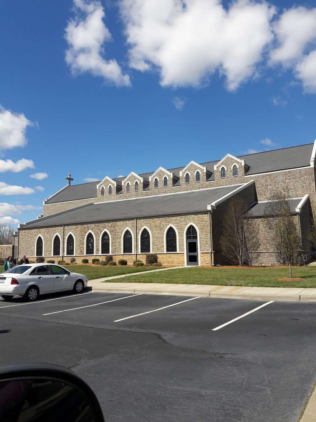 St James Catholic Church | 139 Manor Ave SW, Concord, NC 28025, USA | Phone: (704) 720-0600