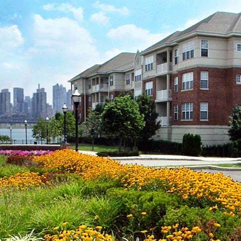 The Landings at Port Imperial Apartments | 4 Ave at Port Imperial, West New York, NJ 07093 | Phone: (201) 863-9100