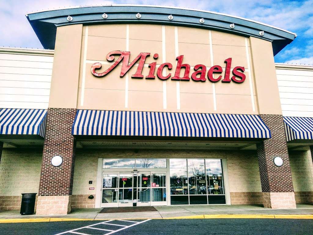 Michaels | 7690A Richmond Hwy, Alexandria, VA 22306, USA | Phone: (703) 721-9890