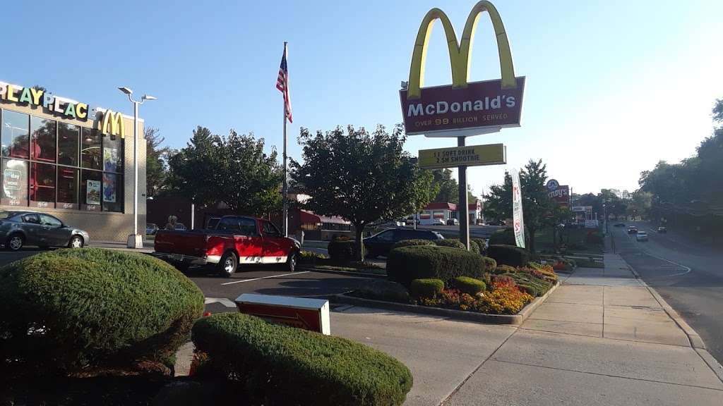 McDonalds | 566 W Cuthbert Blvd, Haddon Township, NJ 08108, USA | Phone: (856) 854-9701