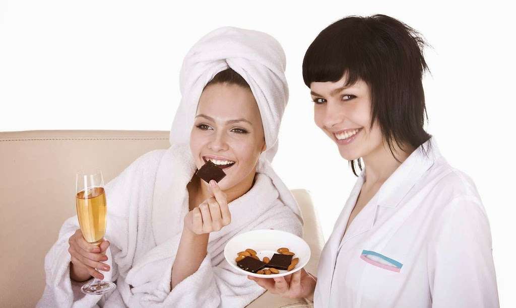 Long Island Massage Spa Parties | 210 Commack Rd, Commack, NY 11725, USA | Phone: (631) 462-4263