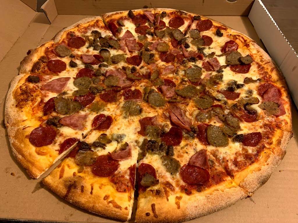 NY Giant Pizza | Mira Mesa Square, 9388 Mira Mesa Blvd C, San Diego, CA 92126, USA | Phone: (858) 566-9666