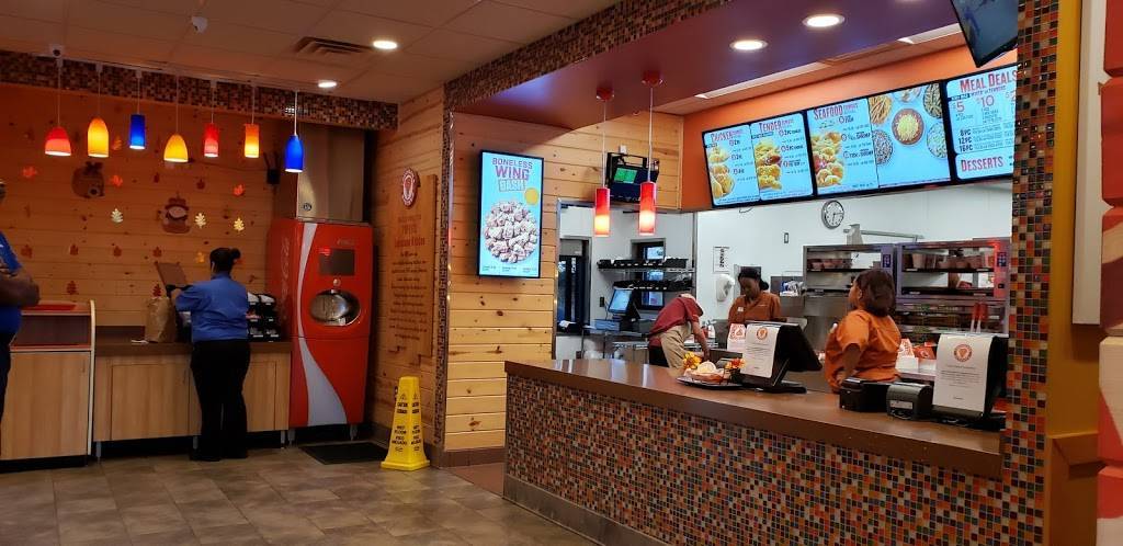 Popeyes Louisiana Kitchen | 2919 Montopolis Dr, Austin, TX 78741, USA | Phone: (512) 386-5945