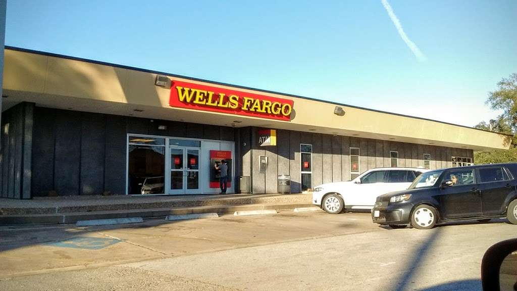 Wells Fargo Bank | 5622 3rd St, Katy, TX 77493, USA | Phone: (281) 391-2101