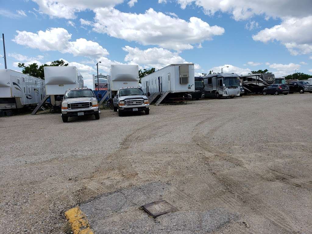 Wisconsin State Fair Park RV Park | 601 S 76th St, Milwaukee, WI 53214, USA | Phone: (414) 266-7035