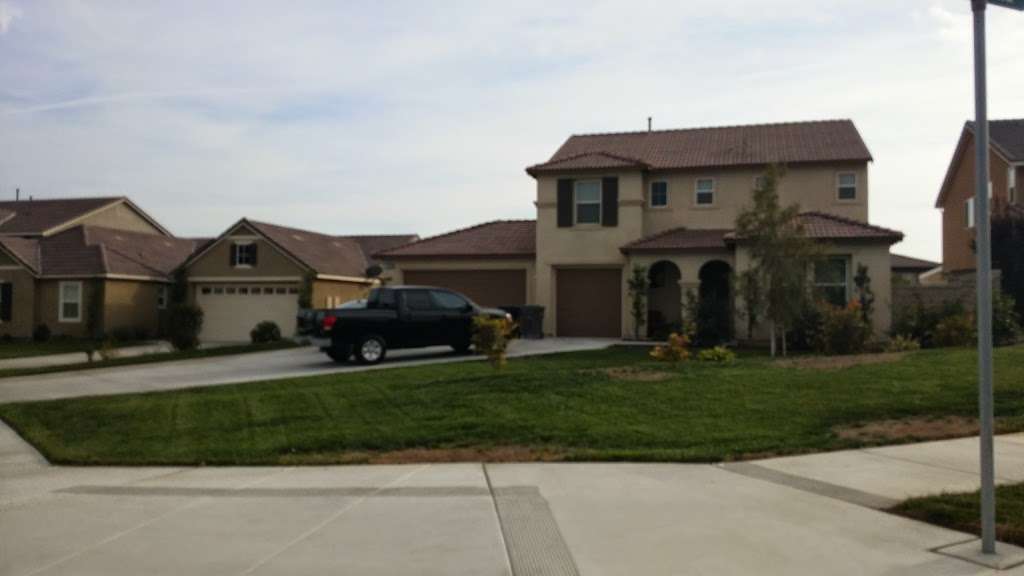 Avonlea Park | Meadows Way, Eastvale, CA 92880 | Phone: (951) 685-7434