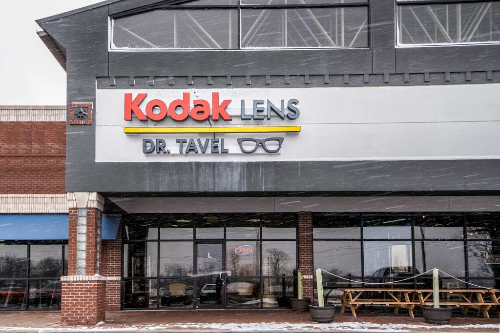Dr. Tavel Family Eye Care in 7035 E 96th St, Indianapolis, IN 46250, USA