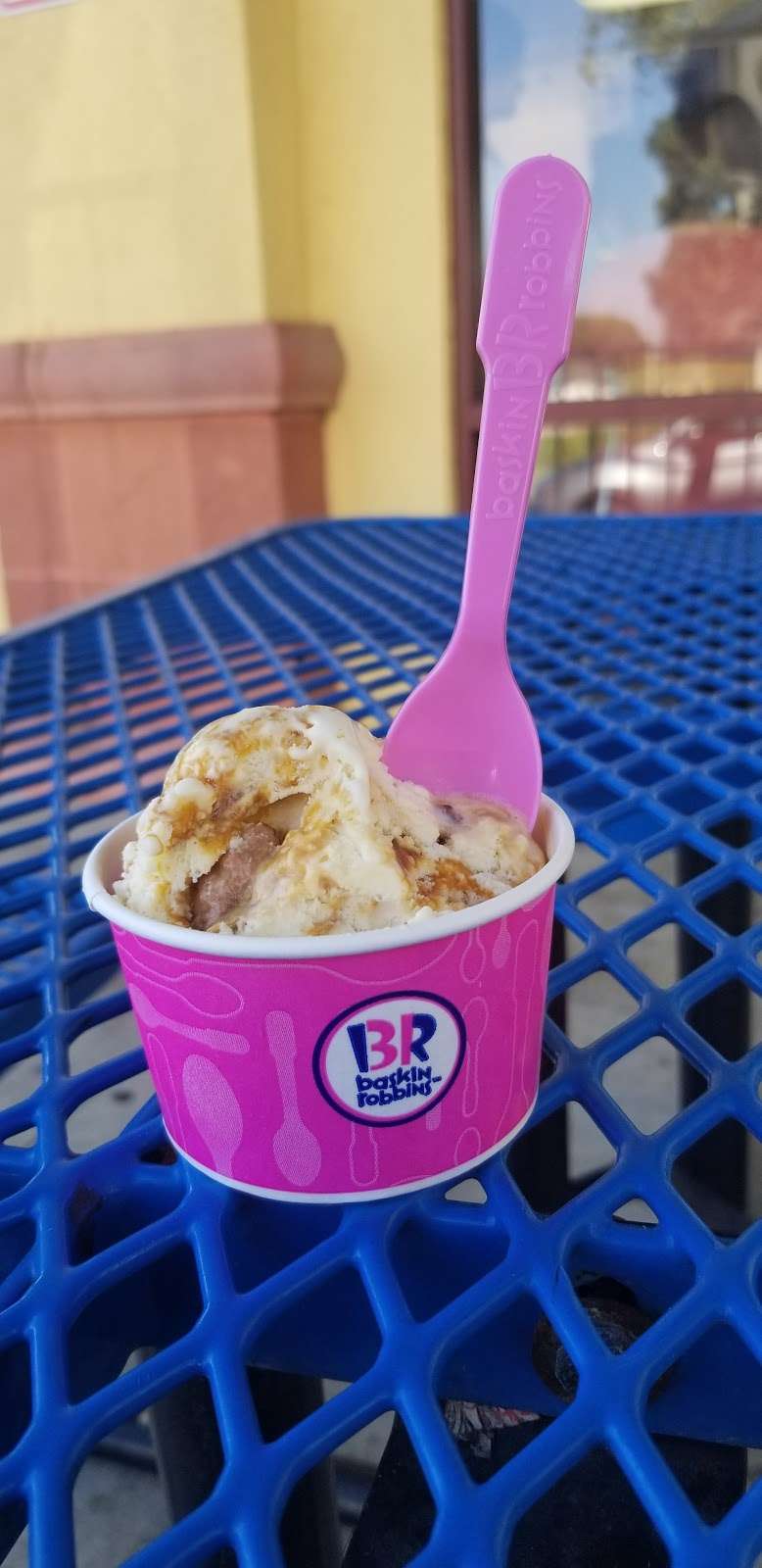 Baskin-Robbins | 1493 W Whittier Blvd, La Habra, CA 90631 | Phone: (562) 691-9988