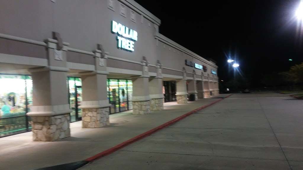 Dollar Tree | 19870 Southwest Fwy ste a, Sugar Land, TX 77479 | Phone: (281) 239-7660